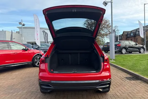 DS19PHV Audi Q3 Vorsprung 40 TFSI quattro 190 PS S tronic Thumbnail #41