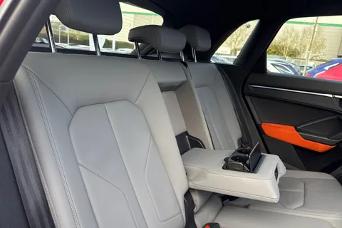 DS19PHV Audi Q3 Vorsprung 40 TFSI quattro 190 PS S tronic Thumbnail #44