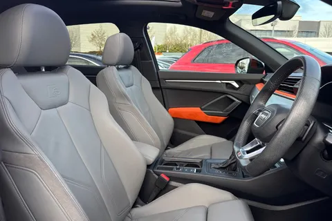 DS19PHV Audi Q3 Vorsprung 40 TFSI quattro 190 PS S tronic Thumbnail #47