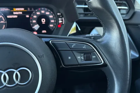 DT73ZGM Audi A3 (O) Sport 40 TFSI e  204 PS S tronic Thumbnail #59