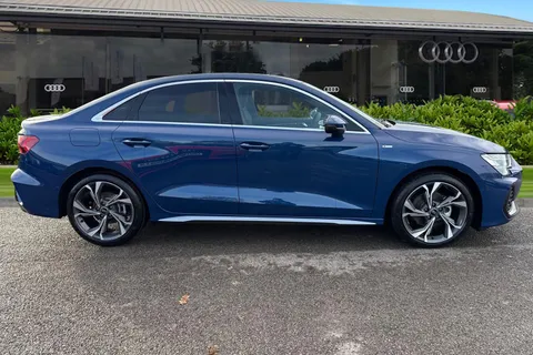  Audi A3 1.5 TFSI S line Euro 6 (s/s) 4dr Thumbnail #4