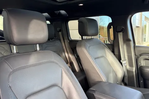 KW74UBJ Land Rover Defender 110 3.0 D350 110 X-Dynamic HSE 5dr Thumbnail #23