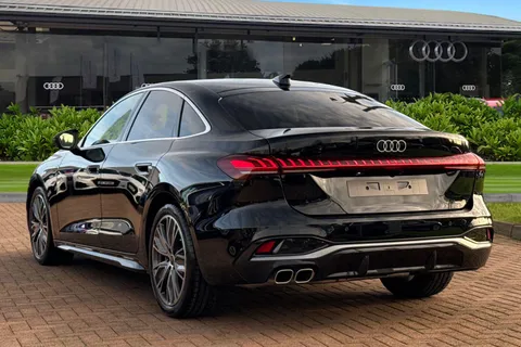 Audi A5 2.0 TDI S line Saloon S Tronic Euro 6 (s/s) 5dr Thumbnail #3