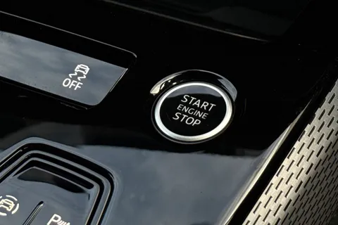 Audi A5 2.0 TDI S line Saloon S Tronic Euro 6 (s/s) 5dr Thumbnail #40