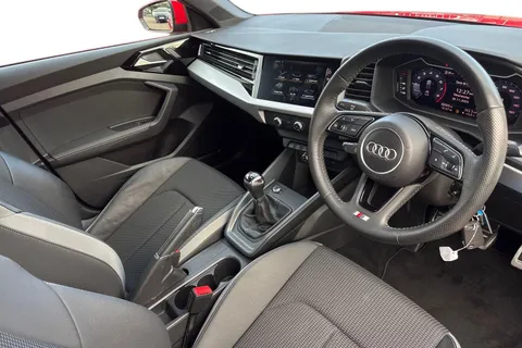 13 of 65 for Audi A1 S line 30 TFSI 116 PS 6-speed