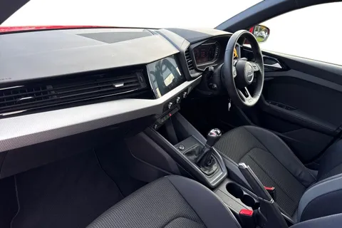 14 of 65 for Audi A1 S line 30 TFSI 116 PS 6-speed