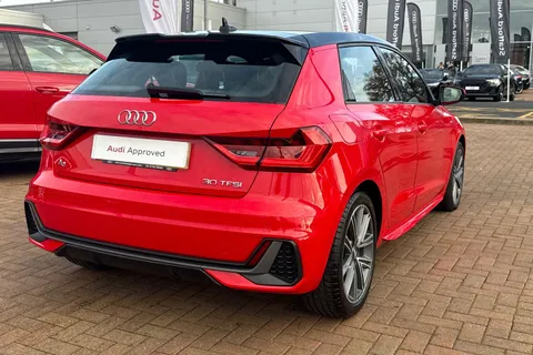 25 of 65 for Audi A1 S line 30 TFSI 116 PS 6-speed