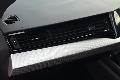 33 of 65 for Audi A1 S line 30 TFSI 116 PS 6-speed