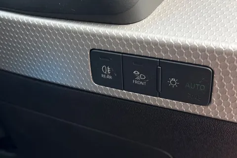 42 of 65 for Audi A1 S line 30 TFSI 116 PS 6-speed