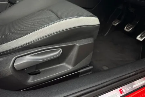 44 of 65 for Audi A1 S line 30 TFSI 116 PS 6-speed