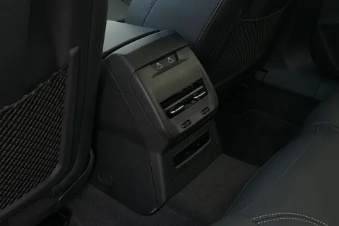 Audi A5 Avant 2.0 TDI Edition 1 S Tronic quattro Euro 6 (s/s) 5dr Thumbnail #29