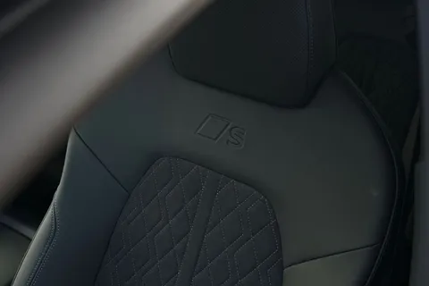 Audi A5 Avant 2.0 TDI Edition 1 S Tronic quattro Euro 6 (s/s) 5dr Thumbnail #31