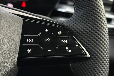 Audi A5 Avant 2.0 TDI Edition 1 S Tronic quattro Euro 6 (s/s) 5dr Thumbnail #37