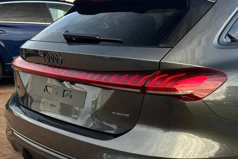 Audi A5 Avant 2.0 TDI Edition 1 S Tronic quattro Euro 6 (s/s) 5dr Thumbnail #49