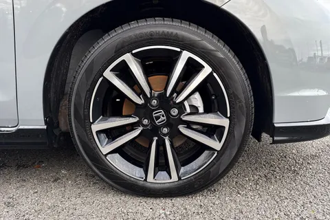 9 of 48 for HONDA JAZZ 1.5 i-MMD Hybrid Advance Sport 5dr eCVT