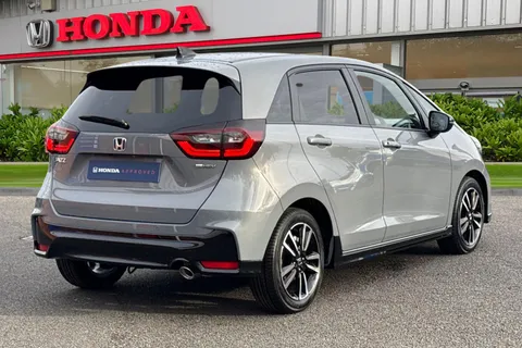 12 of 48 for HONDA JAZZ 1.5 i-MMD Hybrid Advance Sport 5dr eCVT