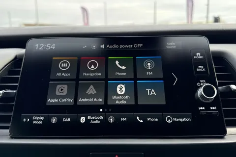 13 of 48 for HONDA JAZZ 1.5 i-MMD Hybrid Advance Sport 5dr eCVT