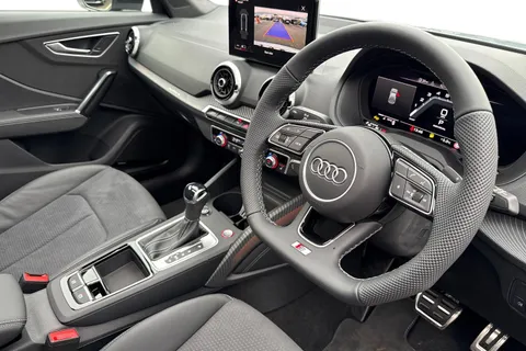  Audi SQ2 2.0 TFSI Black Edition S Tronic quattro Euro 6 (s/s) 5dr Thumbnail #14