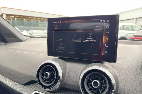  Audi SQ2 2.0 TFSI Black Edition S Tronic quattro Euro 6 (s/s) 5dr Thumbnail #39