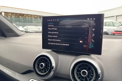  Audi SQ2 2.0 TFSI Black Edition S Tronic quattro Euro 6 (s/s) 5dr Thumbnail #42