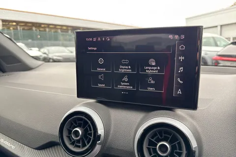  Audi SQ2 2.0 TFSI Black Edition S Tronic quattro Euro 6 (s/s) 5dr Thumbnail #50