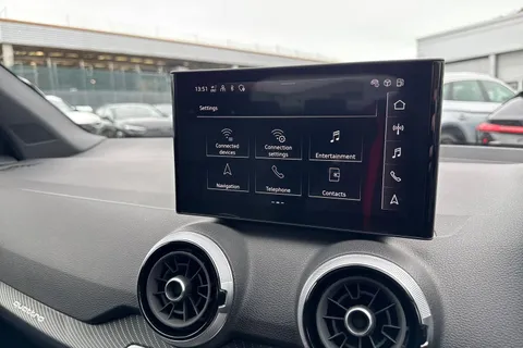  Audi SQ2 2.0 TFSI Black Edition S Tronic quattro Euro 6 (s/s) 5dr Thumbnail #51