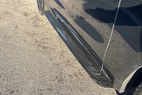 DX75NHZ Land Rover Range Rover Sport 3.0 P460e Edition 5dr Thumbnail #30