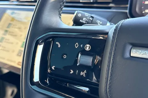 DX75NHZ Land Rover Range Rover Sport 3.0 P460e Edition 5dr Thumbnail #34