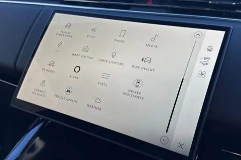 DX75NHZ Land Rover Range Rover Sport 3.0 P460e Edition 5dr Thumbnail #37