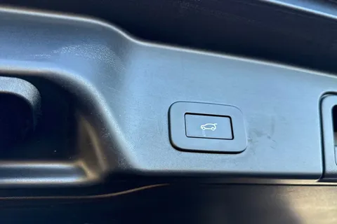 KS73YEJ Land Rover Range Rover Evoque 2.0 D200 Dynamic HSE 5dr Thumbnail #32