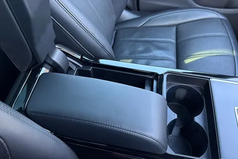 KS73YEJ Land Rover Range Rover Evoque 2.0 D200 Dynamic HSE 5dr Thumbnail #49