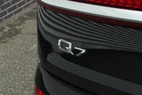 WV72UWL Audi Q7 S line 45 TDI quattro 231 PS tiptronic Thumbnail #30