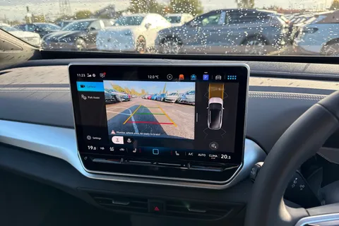  Volkswagen ID.4 Pro 77kWh Match Auto 5dr Thumbnail #44