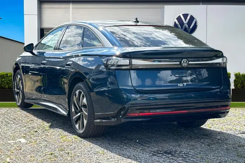  Volkswagen Id.7 Pro S 86kWh Match Plus Tourer Auto 5dr Thumbnail #2