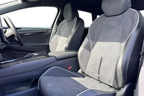  Volkswagen Id.7 Pro S 86kWh Match Plus Tourer Auto 5dr Thumbnail #15