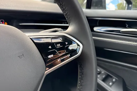  Volkswagen Id.7 Pro S 86kWh Match Plus Tourer Auto 5dr Thumbnail #34