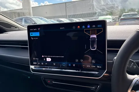  Volkswagen Id.7 Pro S 86kWh Match Plus Tourer Auto 5dr Thumbnail #42