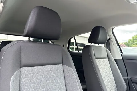  Volkswagen T-Cross 1.0 TSI Match Euro 6 (s/s) 5dr Thumbnail #23