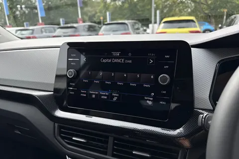  Volkswagen T-Cross 1.0 TSI Match Euro 6 (s/s) 5dr Thumbnail #35