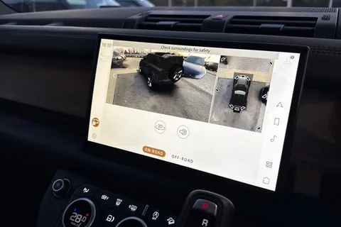 KO24WHV Land Rover Defender 90 3.0 D300 X-Dynamic HSE 3dr Thumbnail #14