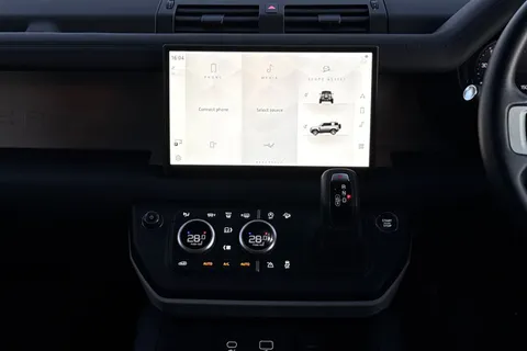 KO24WHV Land Rover Defender 90 3.0 D300 X-Dynamic HSE 3dr Thumbnail #16