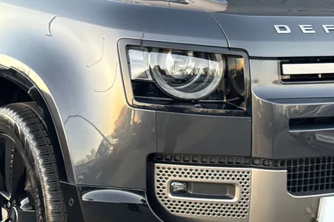 KO24WHV Land Rover Defender 90 3.0 D300 X-Dynamic HSE 3dr Thumbnail #19