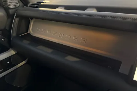 KO24WHV Land Rover Defender 90 3.0 D300 X-Dynamic HSE 3dr Thumbnail #45