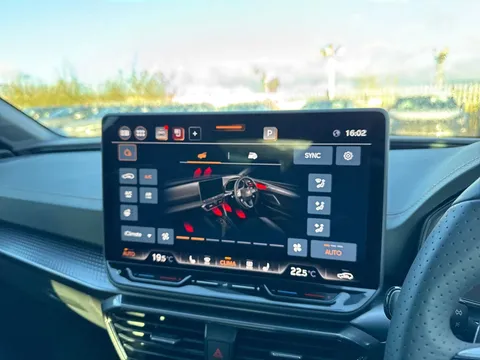 CUPRA Leon 2.0 TSI VZ3 DSG Euro 6 (s/s) 5dr Thumbnail #19