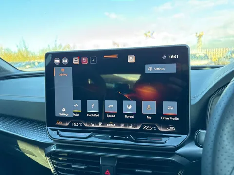 CUPRA Leon 2.0 TSI VZ3 DSG Euro 6 (s/s) 5dr Thumbnail #50