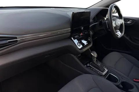 HT22OVZ Hyundai Ioniq 1.6 h-GDi Premium DCT Euro 6 (s/s) 5dr Thumbnail #10