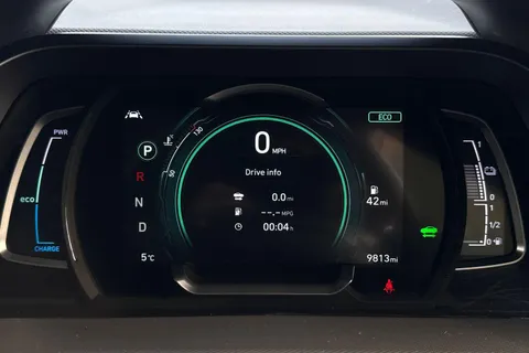 HT22OVZ Hyundai Ioniq 1.6 h-GDi Premium DCT Euro 6 (s/s) 5dr Thumbnail #37