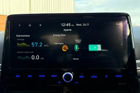 HT22OVZ Hyundai Ioniq 1.6 h-GDi Premium DCT Euro 6 (s/s) 5dr Thumbnail #43