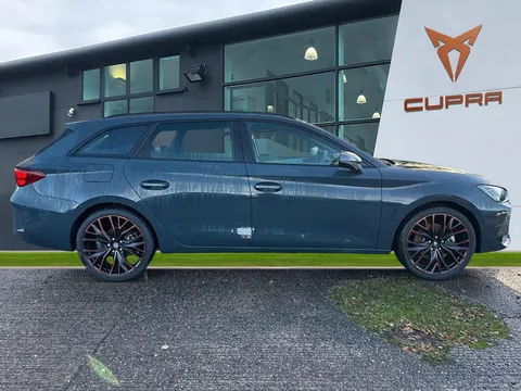 CUPRA Leon 1.5 eTSI EVO V3 DSG Euro 6 (s/s) 5dr Thumbnail #4