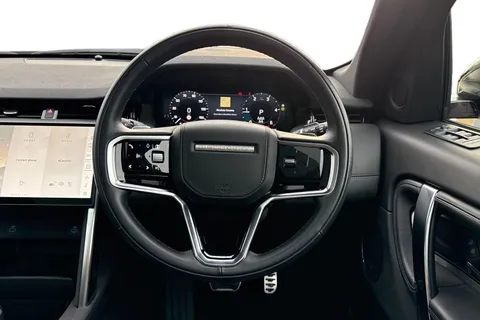 KW74ZKD Land Rover Discovery Sport 2.0 D200 Dynamic HSE 5dr Thumbnail #17